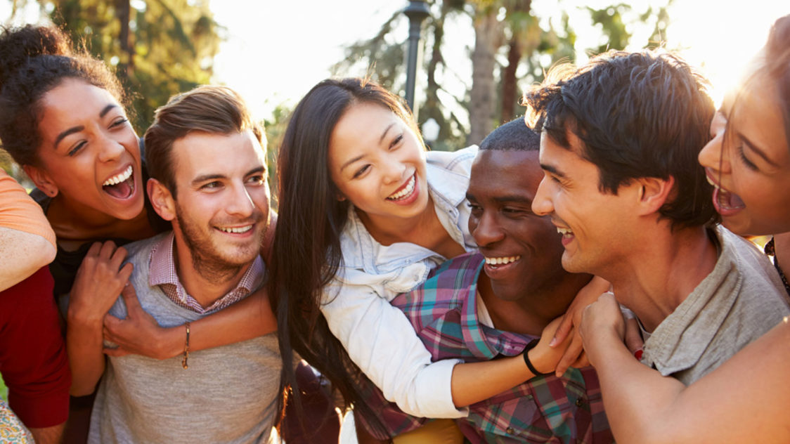 9 Claves para ser feliz Rodéate de gente positiva e1552957308464 - 9 Claves para ser feliz